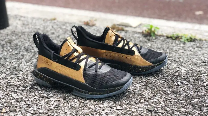 Alternative view of Giày Under Armor Curry 7 'NBA Final' 3023300-002