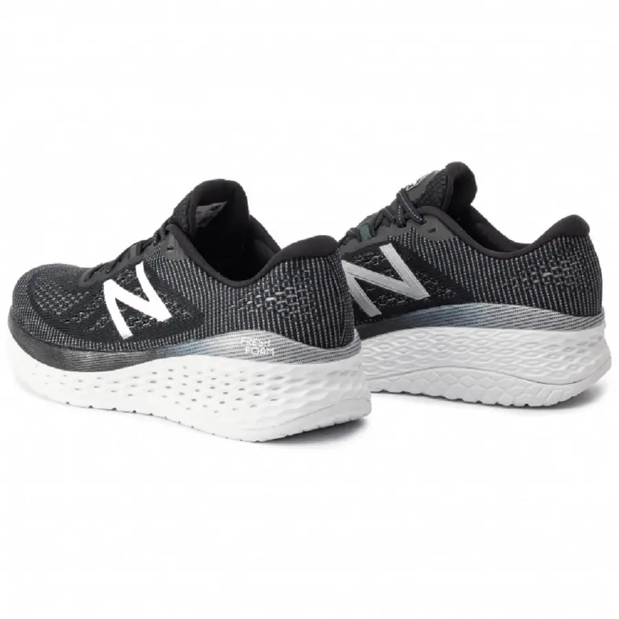 Alternative view of Giày New Balance Fresh Foam More 2E 'Black' MMORBK