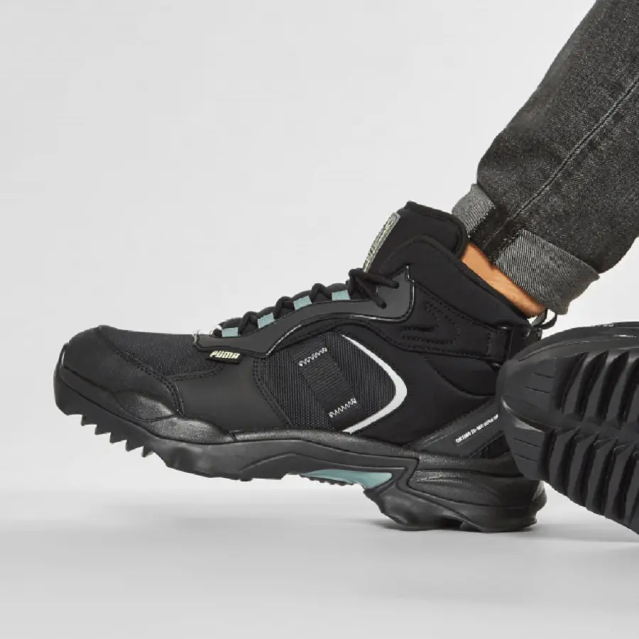 Alternative view of Giày Puma Nitefox Boot Helly Hansen 'Black' 373549-01