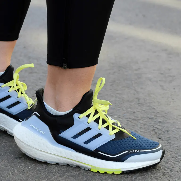 Alternative view of Giày Adidas Ultra Boost Cold.RDY ‘Crew Navy’ S23754