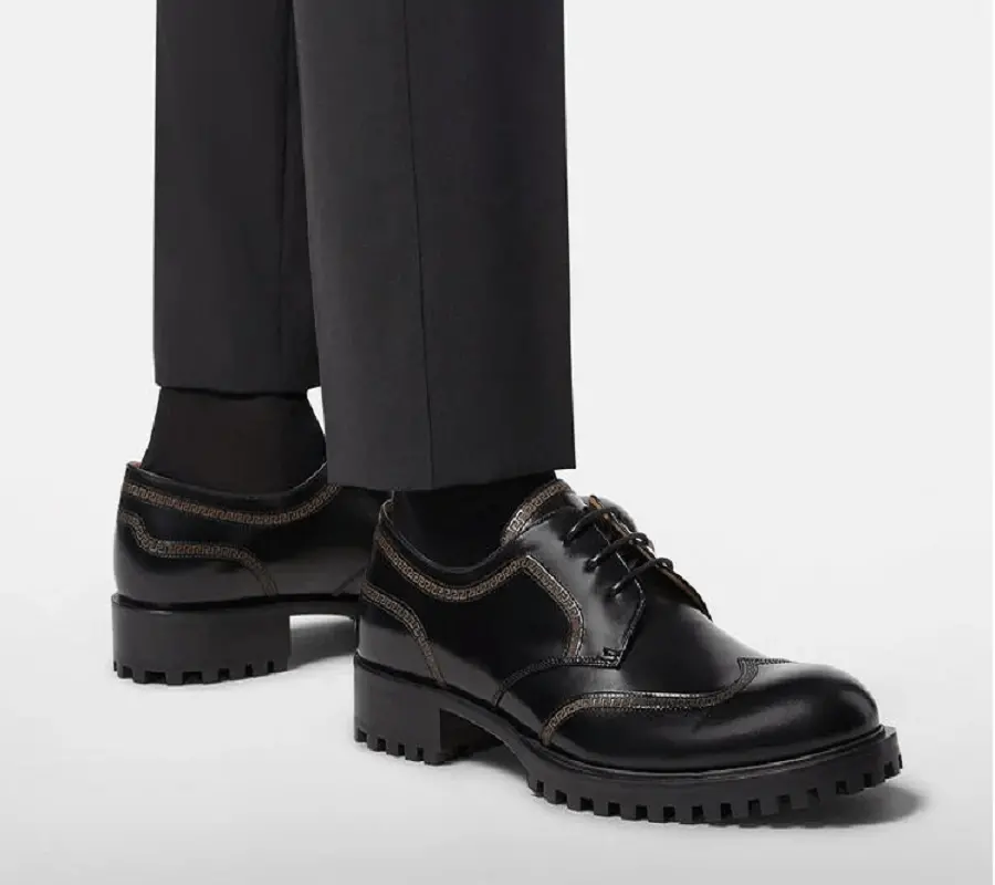 Alternative view of Giày Versace Greca Leather Lace Up Black 1000773-D9VAC-1B000