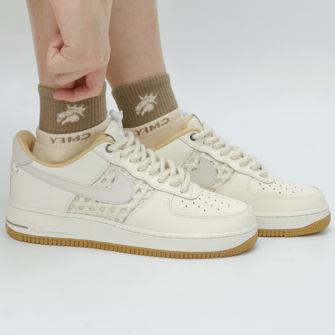 Giày Nike Air Force 1 Low ‘Pale Ivory’ FN0369-101 - Ảnh 2