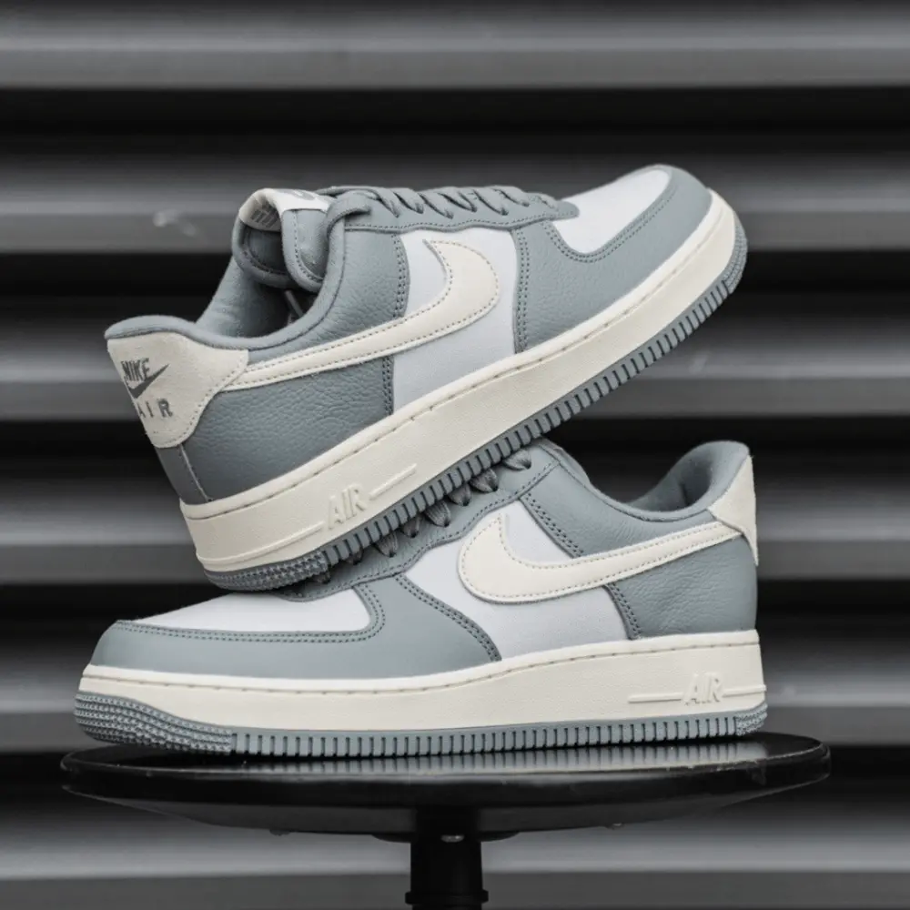 Alternative view of Giày Nike Air Force 1 Low '07 LX Mica Green Coconut Milk DV7186-300