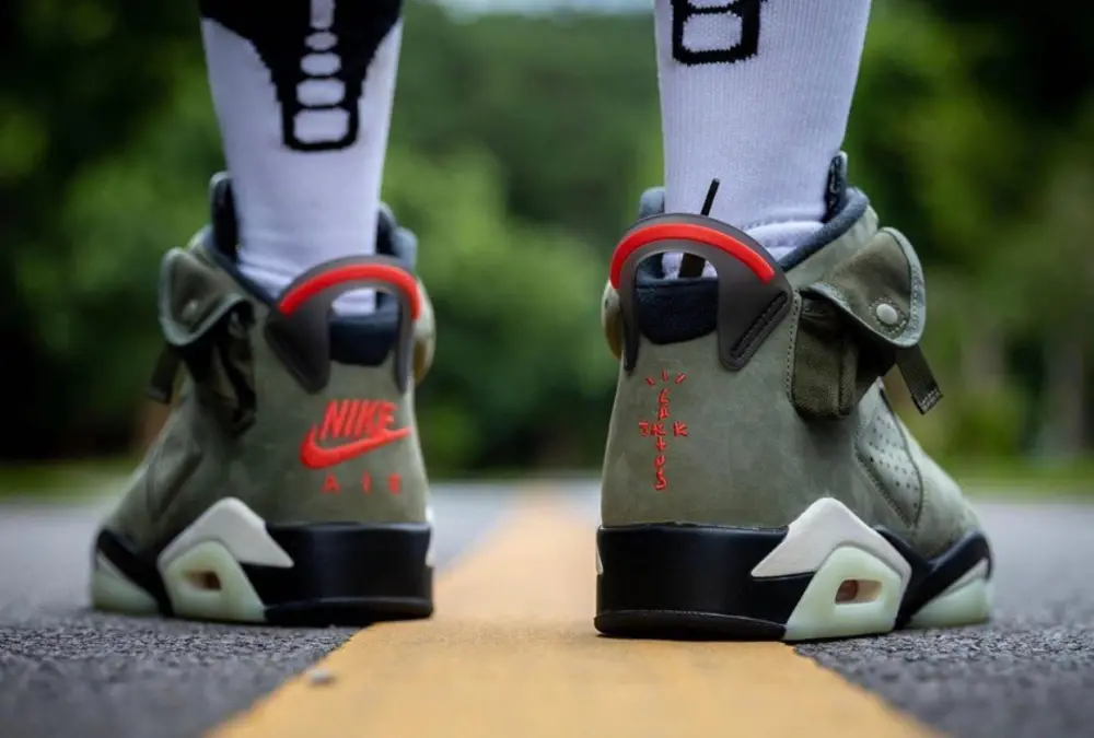 Giày Nike Travis Scott x Air Jordan 6 Retro 'Olive' CN1084-200 - Ảnh 3