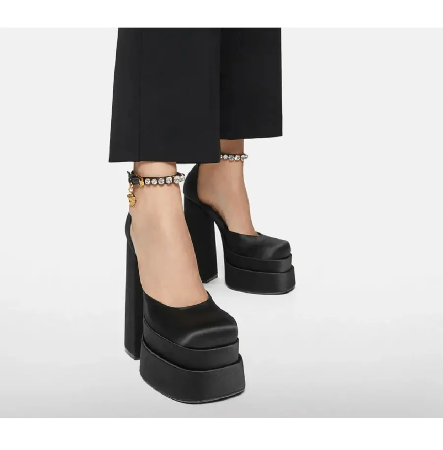 Alternative view of Giày Versace Medusa Aevitas Platform Pumps 1002005-DRA67-1B00V