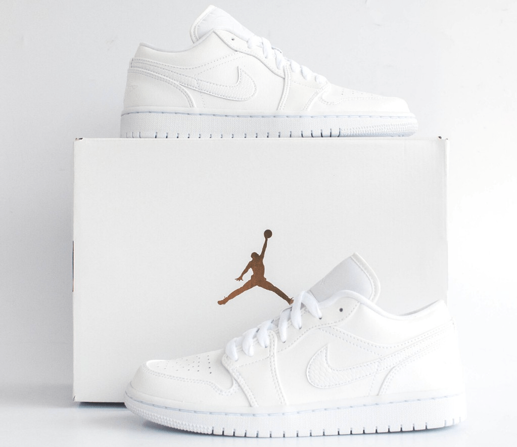 Giày Nike Wmns Air Jordan 1 Low 'Triple White' AO9944-111 - Ảnh 5
