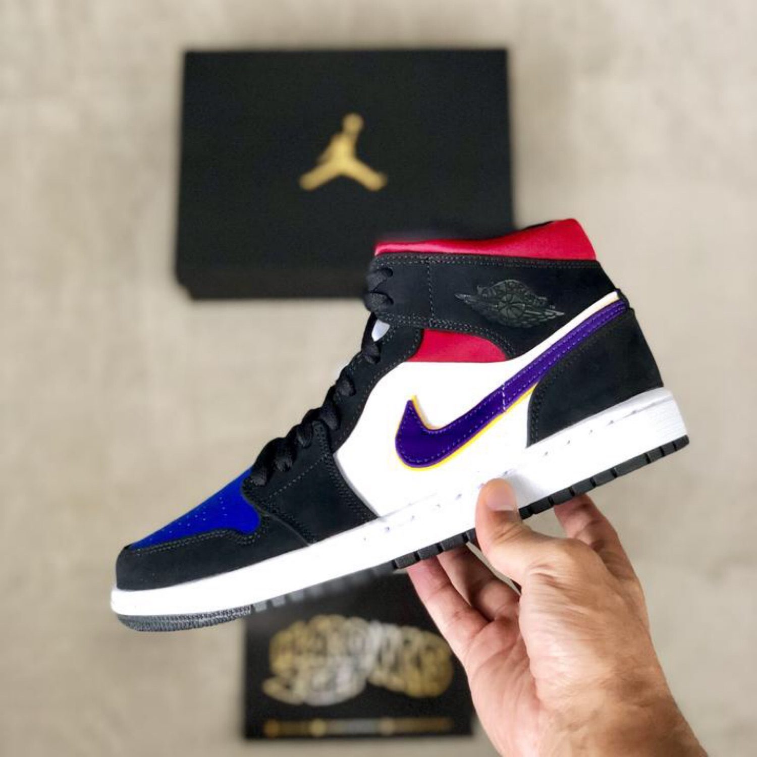 Giày Nike Jordan 1 Mid 'Lakers Top 3' 852542-005 - Ảnh 3