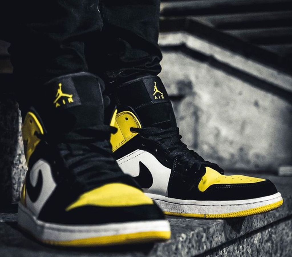 Giày Nike Air Jordan 1 Mid Yellow Toe 852542-071 - Ảnh 2