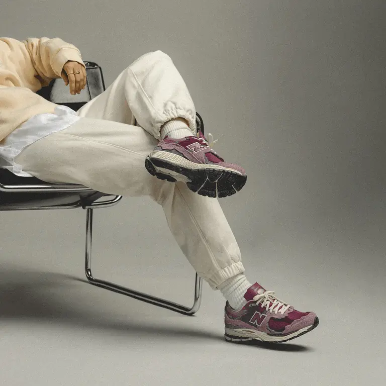 Alternative view of Giày New Balance 2002R 'Pink Violet' M2002RDH