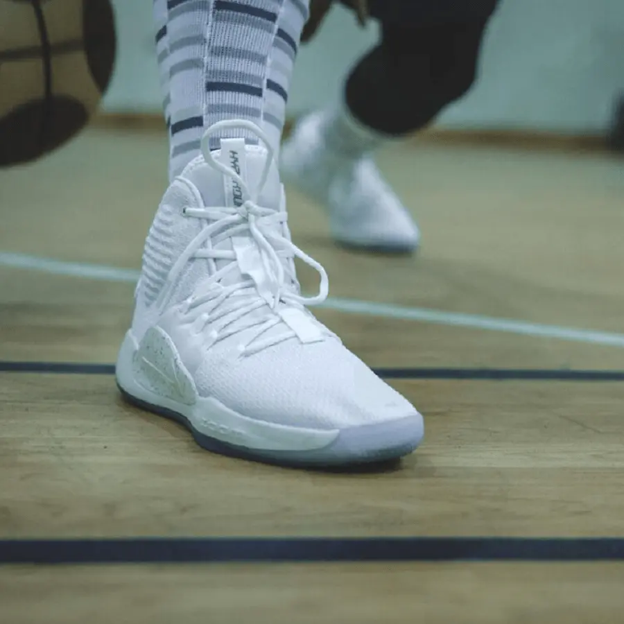 Alternative view of Giày Nike Hyperdunk X EP 'White Ice' AO7890-101