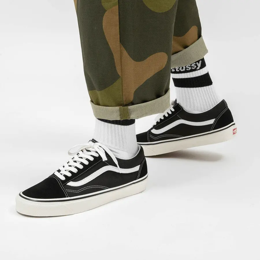 Alternative view of Giày Vans Old Skool 36 DX 'Black White' VN0A38G2PXC