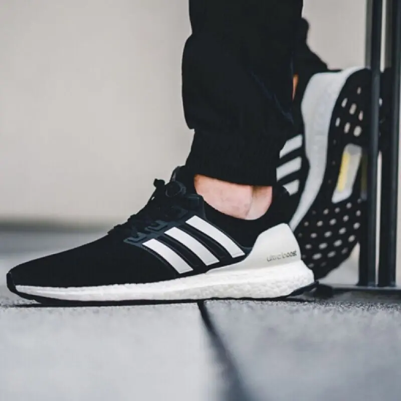 Giày Adidas UltraBoost 4.0 'Show Your Stripes' Sample AQ0062 - Ảnh 3