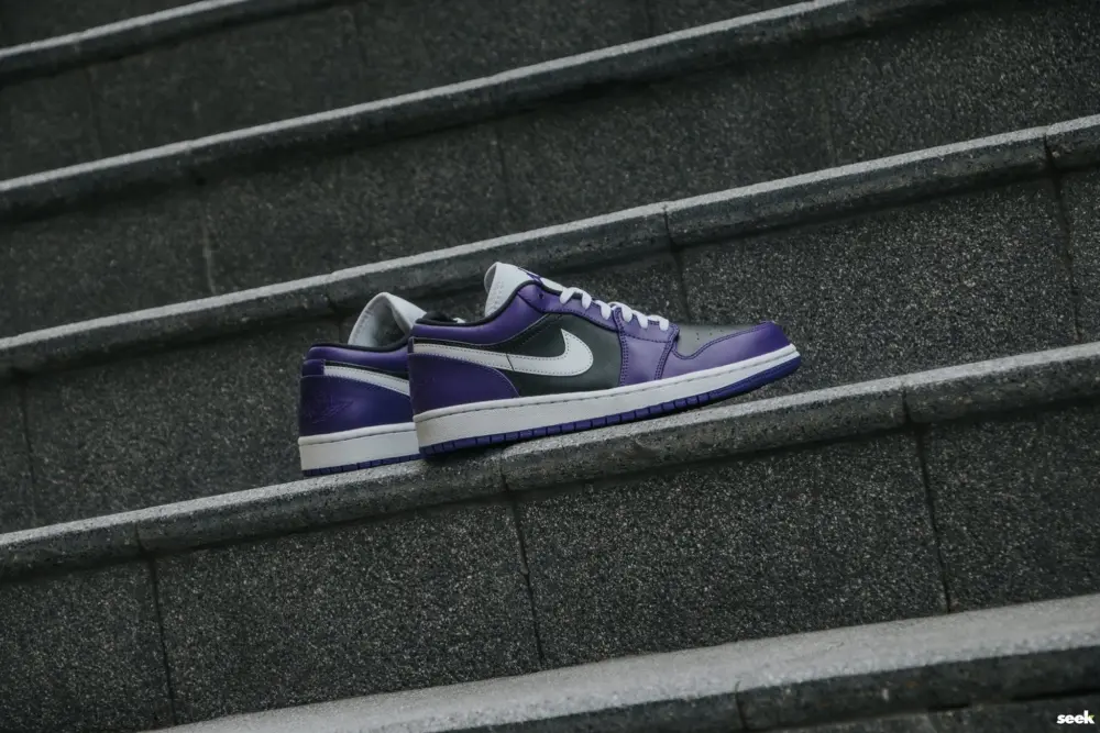 Alternative view of Giày Nike Air Jordan 1 Low GS "Purple Black" 553560-501