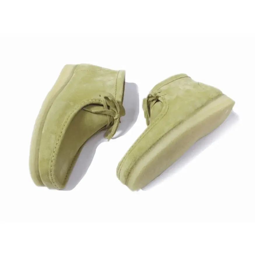 Alternative view of Giày Clarks Wallabee Boot 'Maple Suede' 261-55520