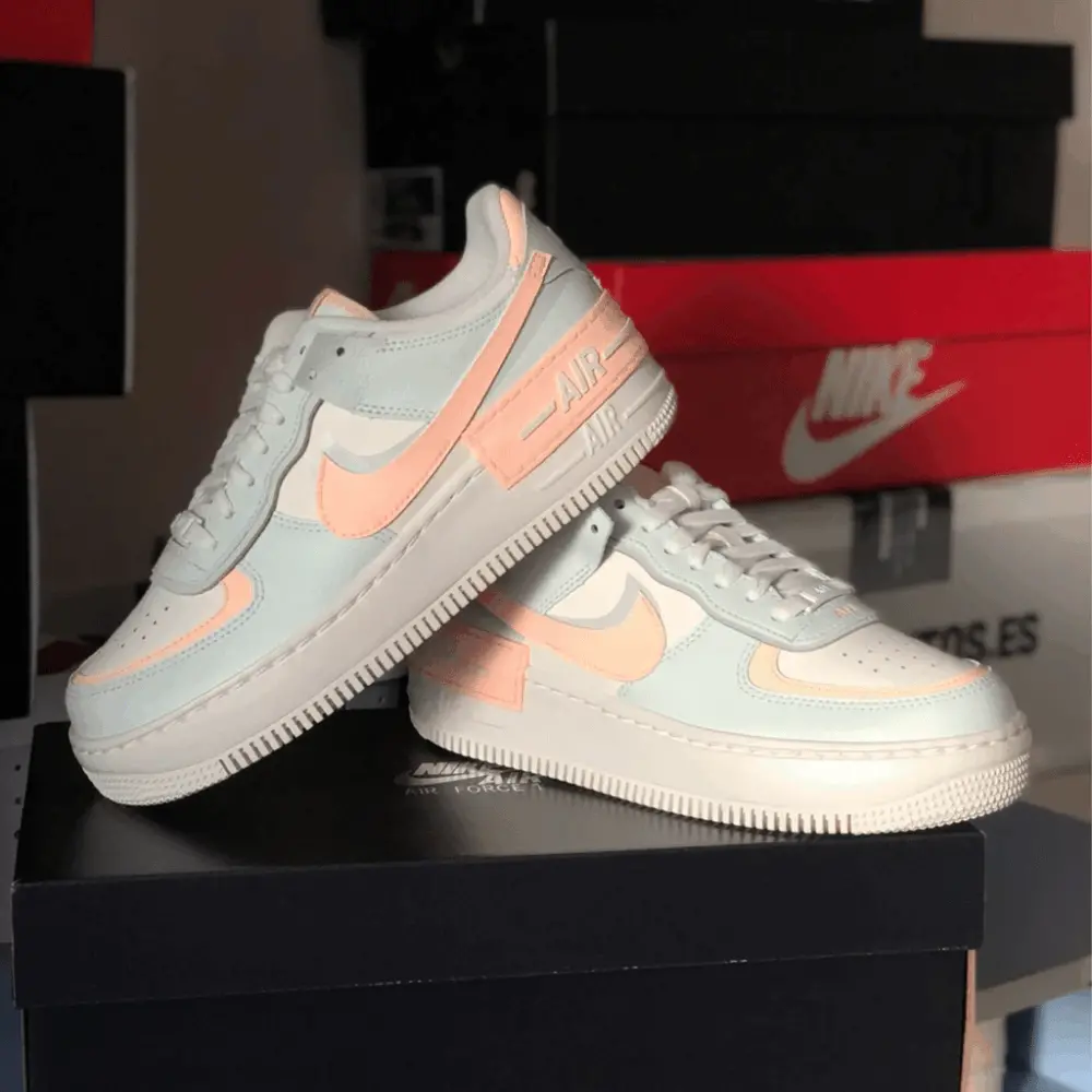 Alternative view of Giày Nike Wmns Air Force 1 Shadow 'Barely Green Crimson Tint' CU8591-104