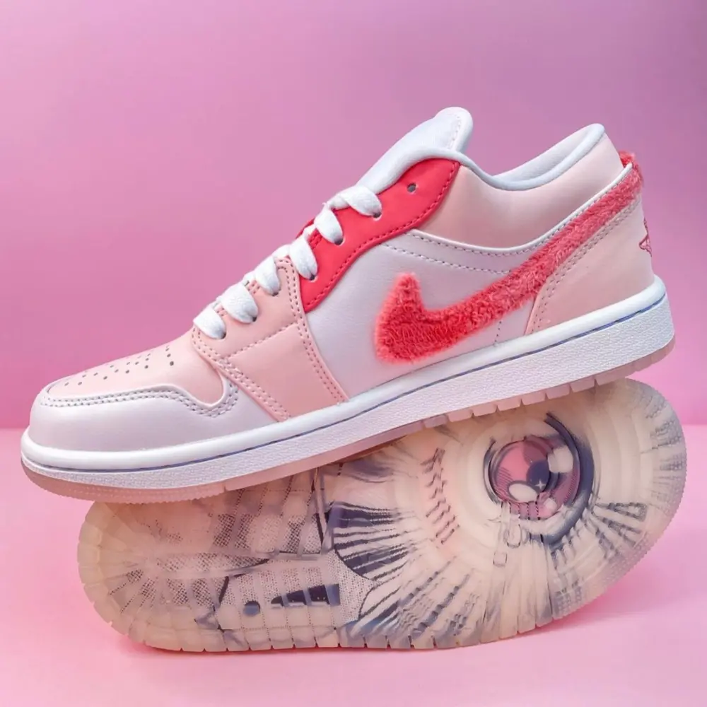 Giày Nike Wmns Air Jordan 1 Low SE 'Mighty Swooshers' DM5443-666 - Ảnh 8