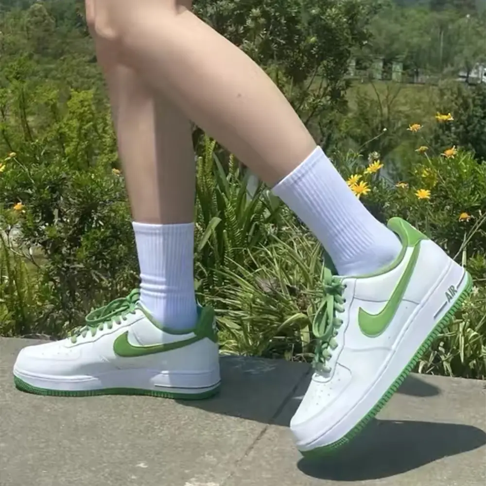 Alternative view of Giày Nike Air Force 1 Low ‘White Green’ DH7561-105