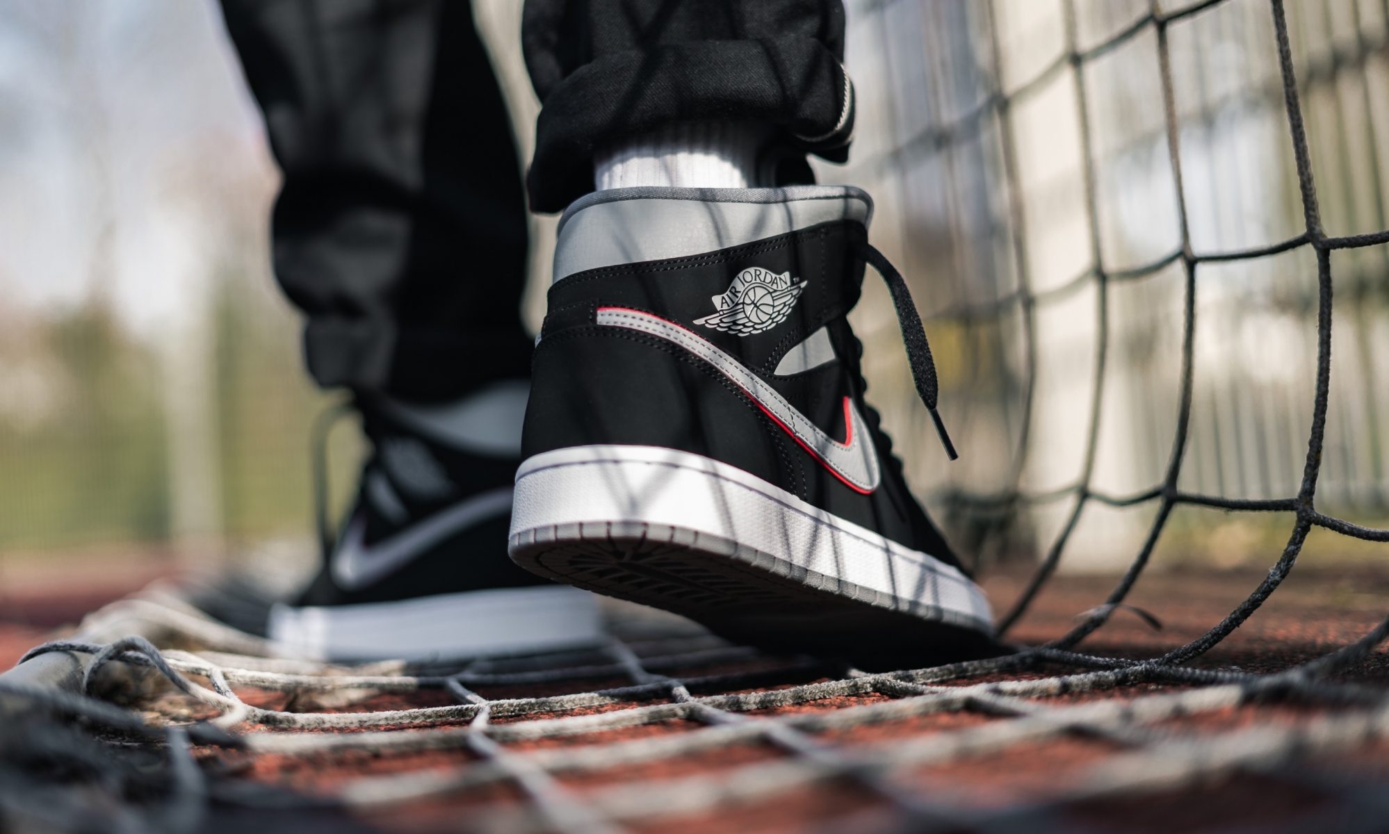 Giày Nike Air Jordan 1 Mid 'Particle Grey' 554724-060 - Ảnh 8