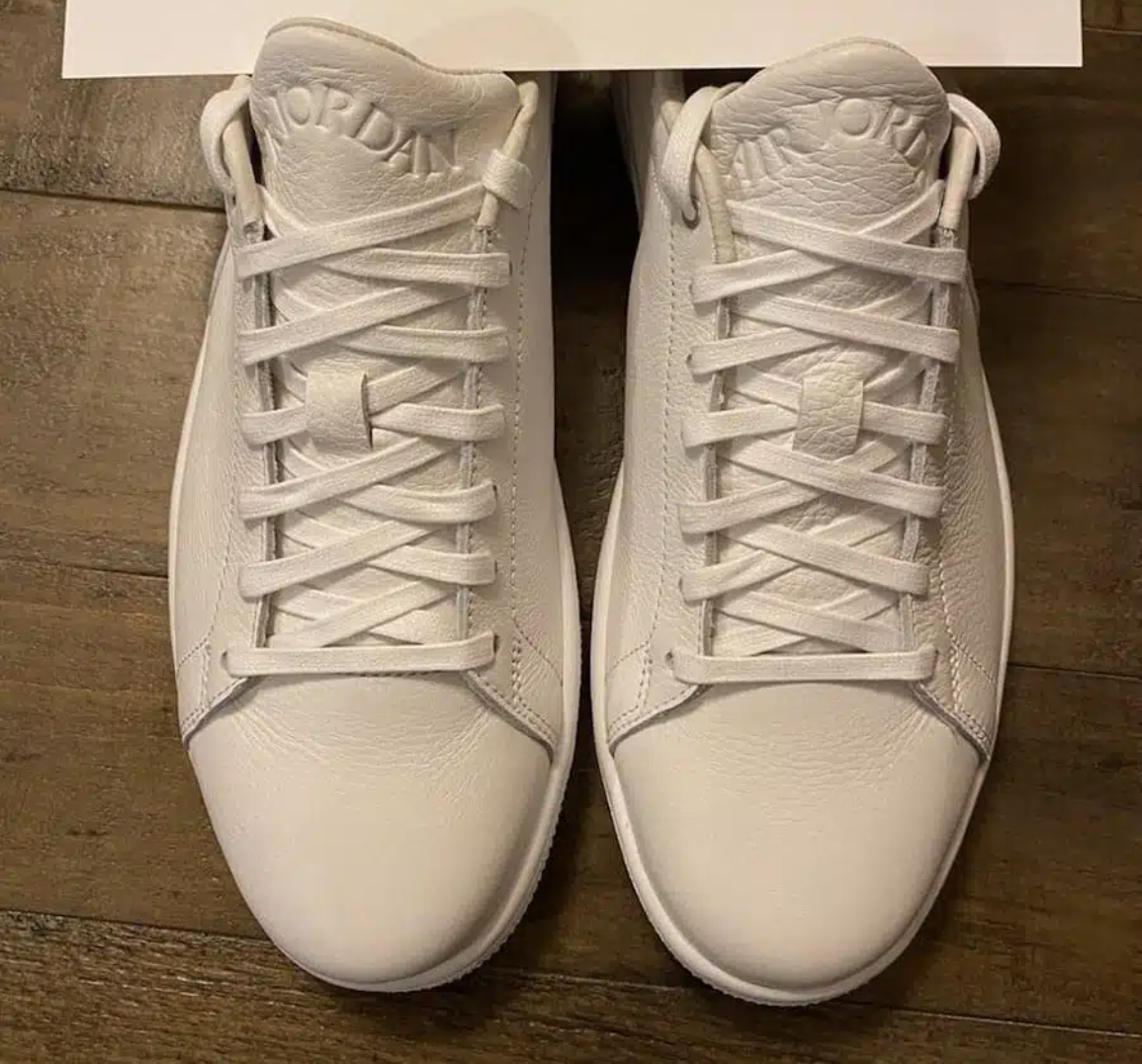 Alternative view of Giày Nike Air Jordan 1 Centre Court 'White on White' DJ2756-100