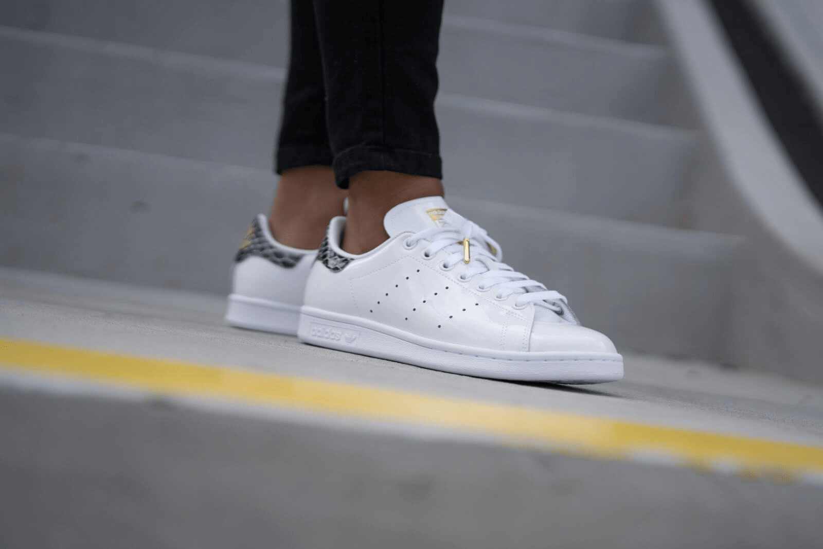 Giày Adidas W Stan Smith "Snakeskin" FV3422 - Ảnh 6
