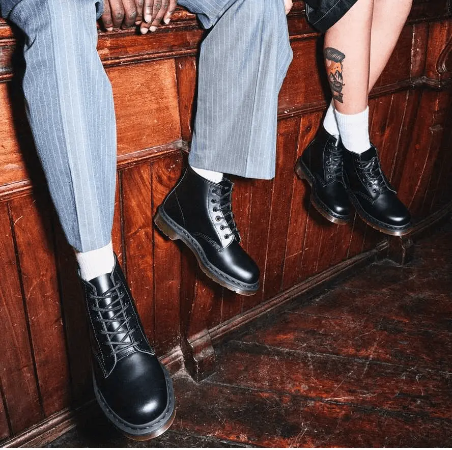 Alternative view of Giày Dr. Martens 101 Black Smooth Leather Lace Up Boots 26230001