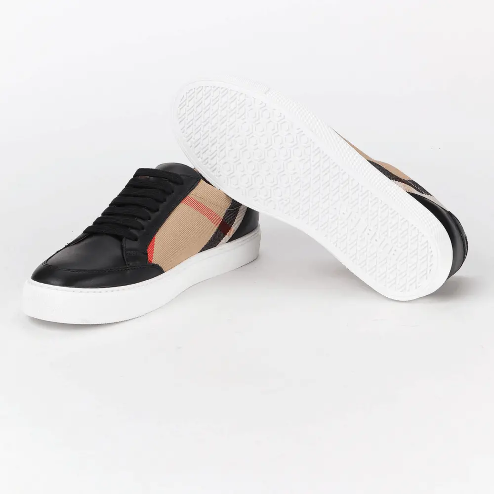 Alternative view of Giày Burberry House Check Black Beige 8024331