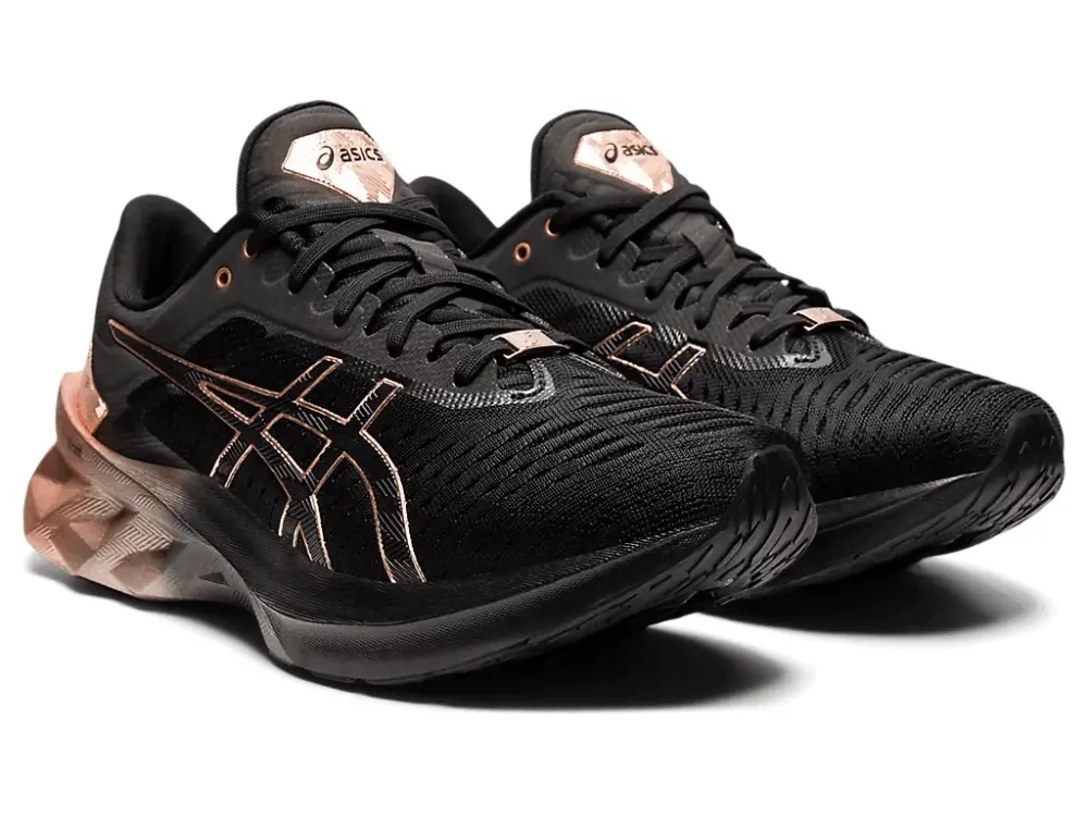 Alternative view of Giày Asics Novablast Platinum 'Rose Gold' 1012B014-001