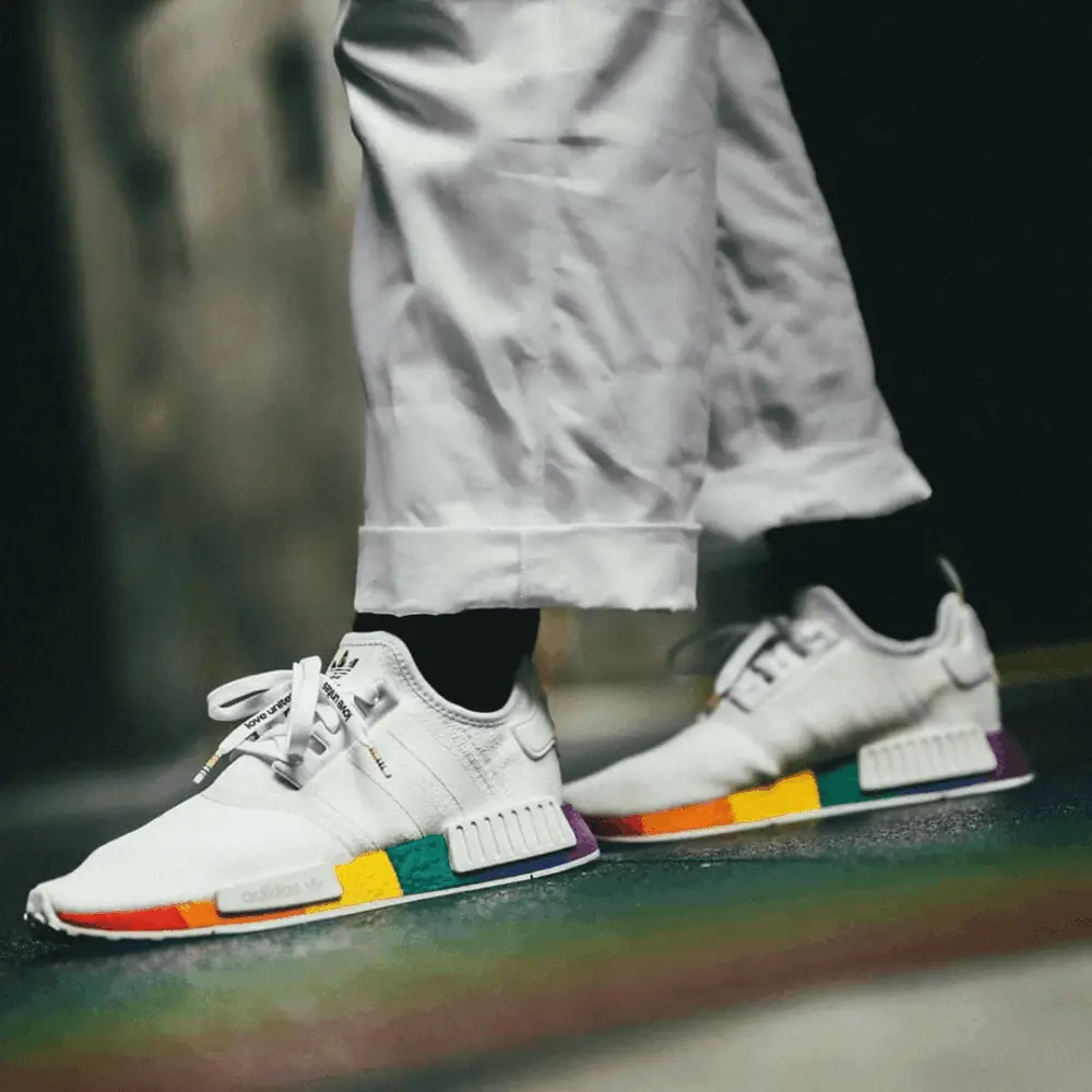 Alternative view of Giày Adidas NMD_R1 'Pride' FY9024