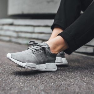 Alternative view of Giày Adidas Wmns NMD_R1 Primeknit 'France' BY8762