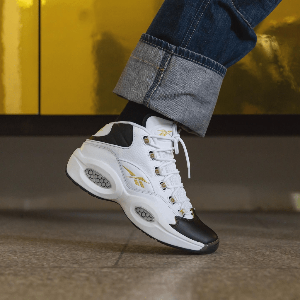 Giày Reebok Question Mid Respect My Shine 'Black Toe Gold' EF7599 - Ảnh 2