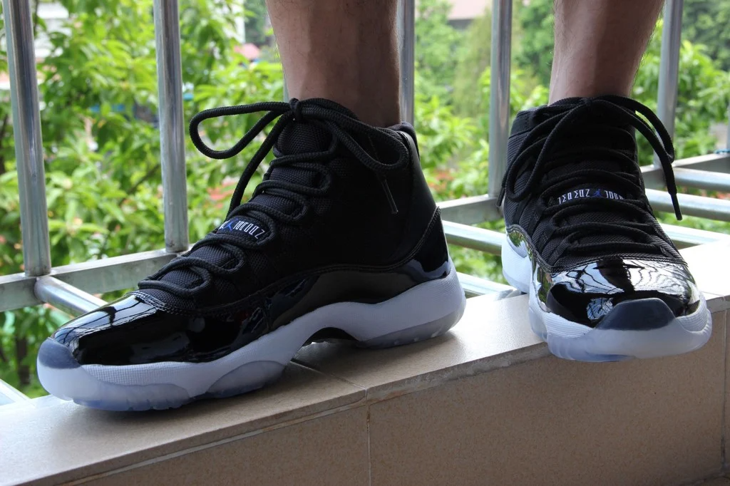 Giày Nike Air Jordan 11 Retro 'Space Jam' 2009 378037-041 - Ảnh 3