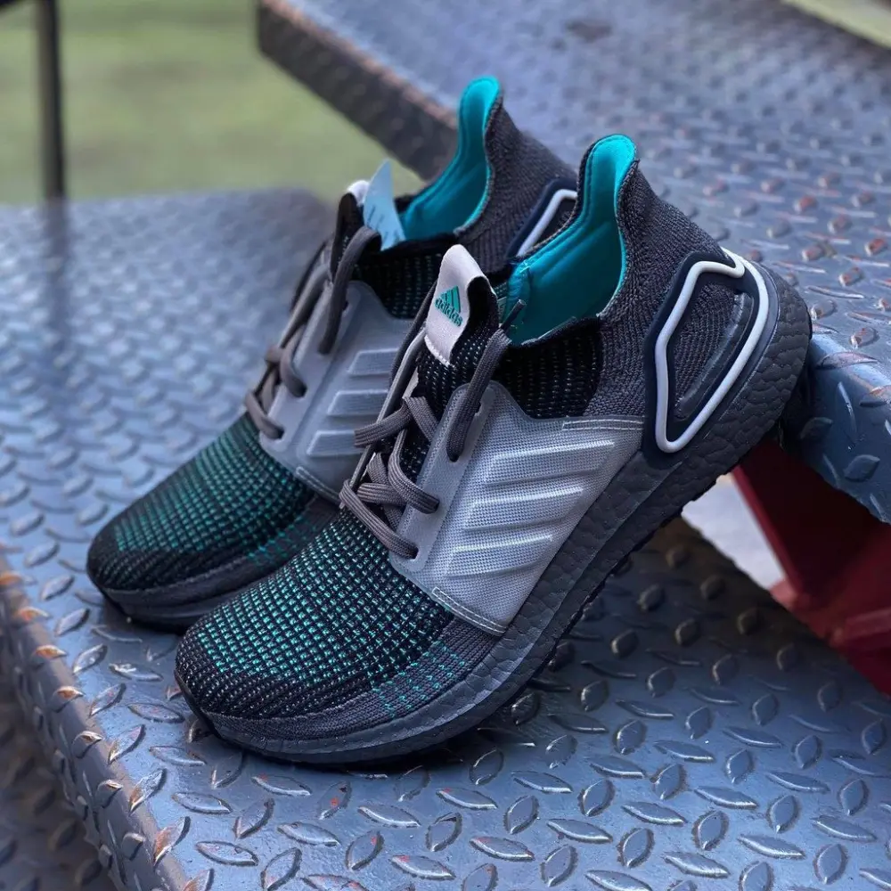 Alternative view of Giày Adidas Ultra Boost 19 Black Grey EF1339