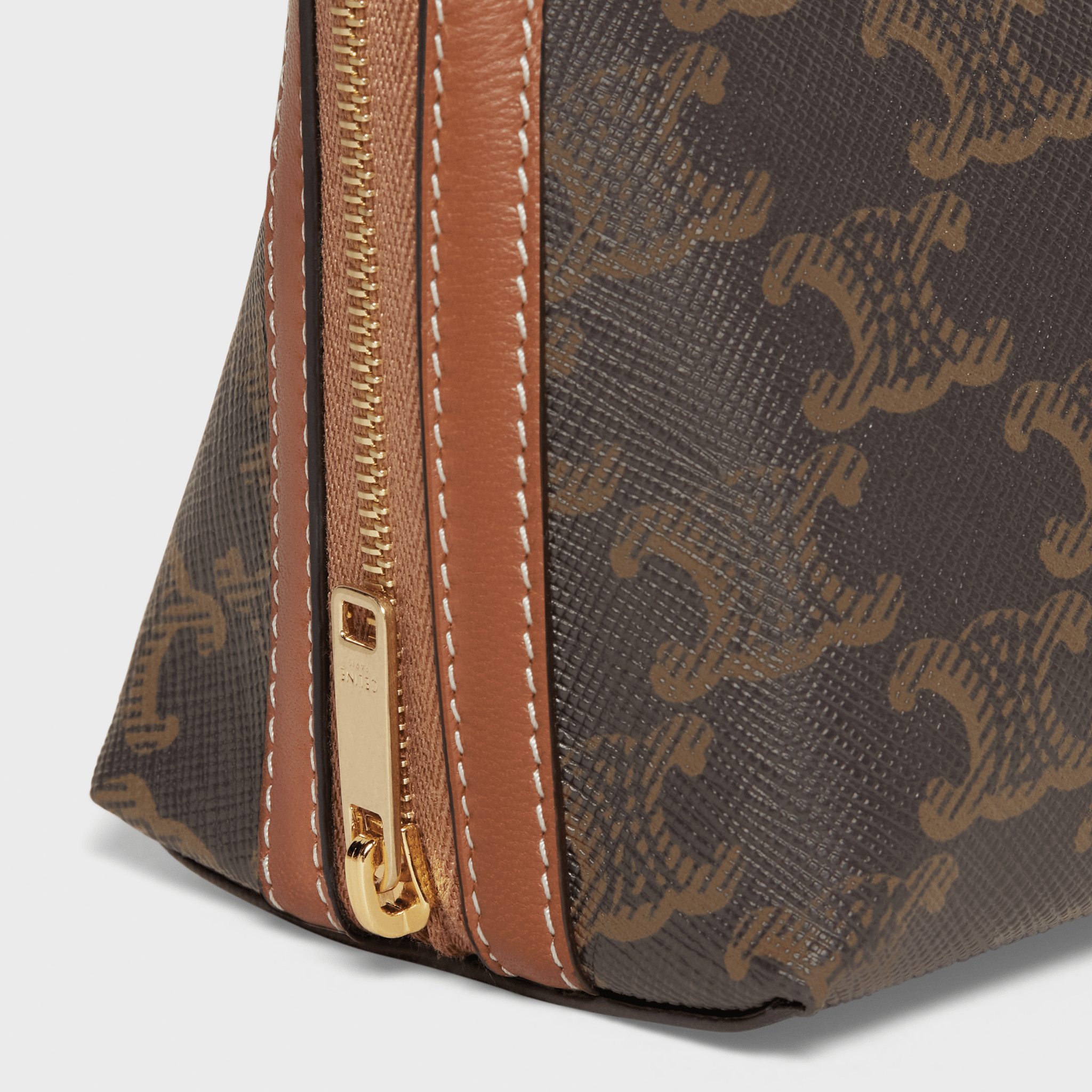 Túi Celine Clutch With Chain In Triomphe Canvas And Lambskin 10E382CBX-04LU - Ảnh 4