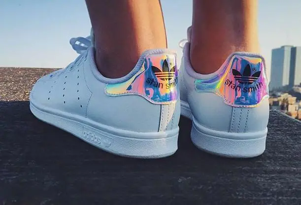Alternative view of Giày Adidas Orginals Stan Smith  White Iridescent 'Hologram' AQ6272