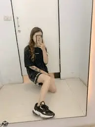 Giày Adidas Wmns Falcon 'Black' EF4988 - Ảnh 6