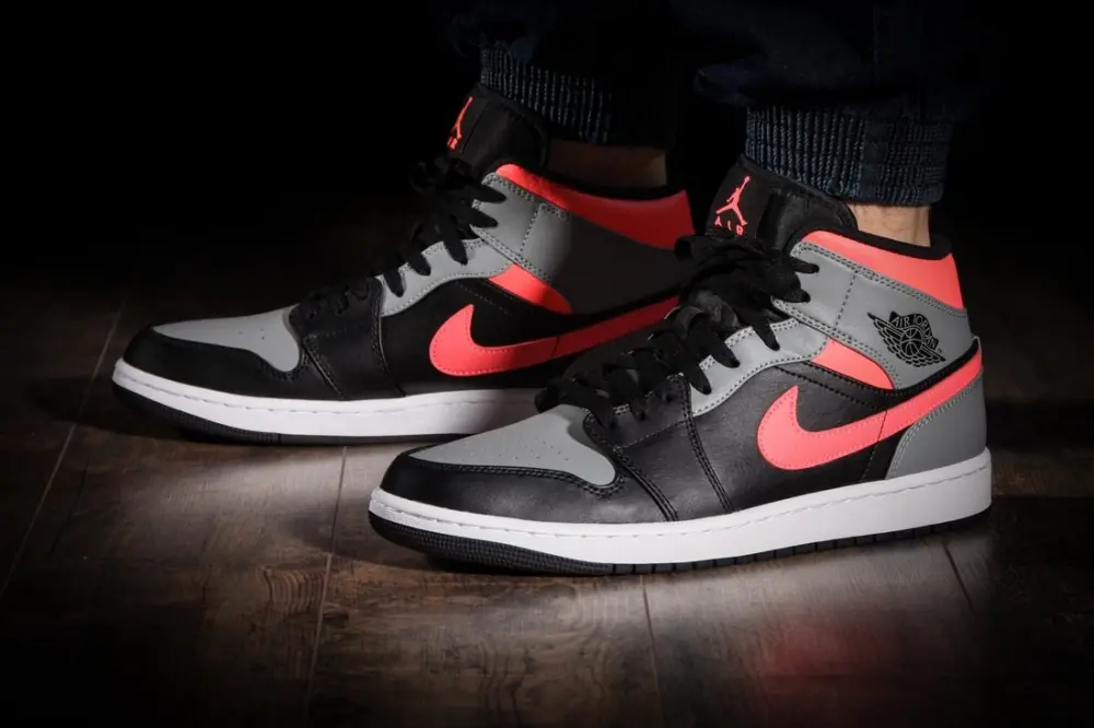 Giày Nike Air Jordan 1 Mid 'Pink Shadow' 554724-059 - Ảnh 4