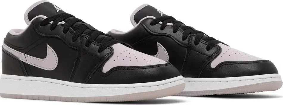 Alternative view of Giày Nike Air Jordan 1 Low SE GS 'Black Iced Lilac' DV1333-051