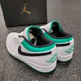 Giày Nike Air Jordan 1 Low 'White Lucky Green' 553558-129 - Ảnh 5