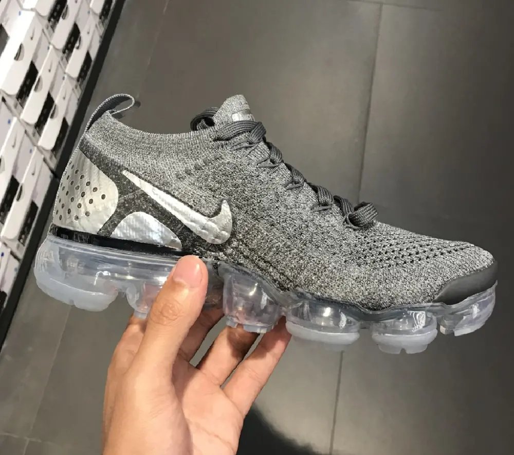 Alternative view of Giày Nike Wmns Air VaporMax Flyknit 2 'Chrome Grey' 942843-013