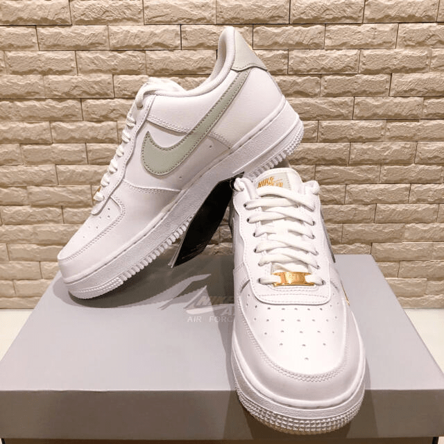 Giày Nike Wmns Air Force 1 'White Light Silver' CZ0270-106 - Ảnh 3