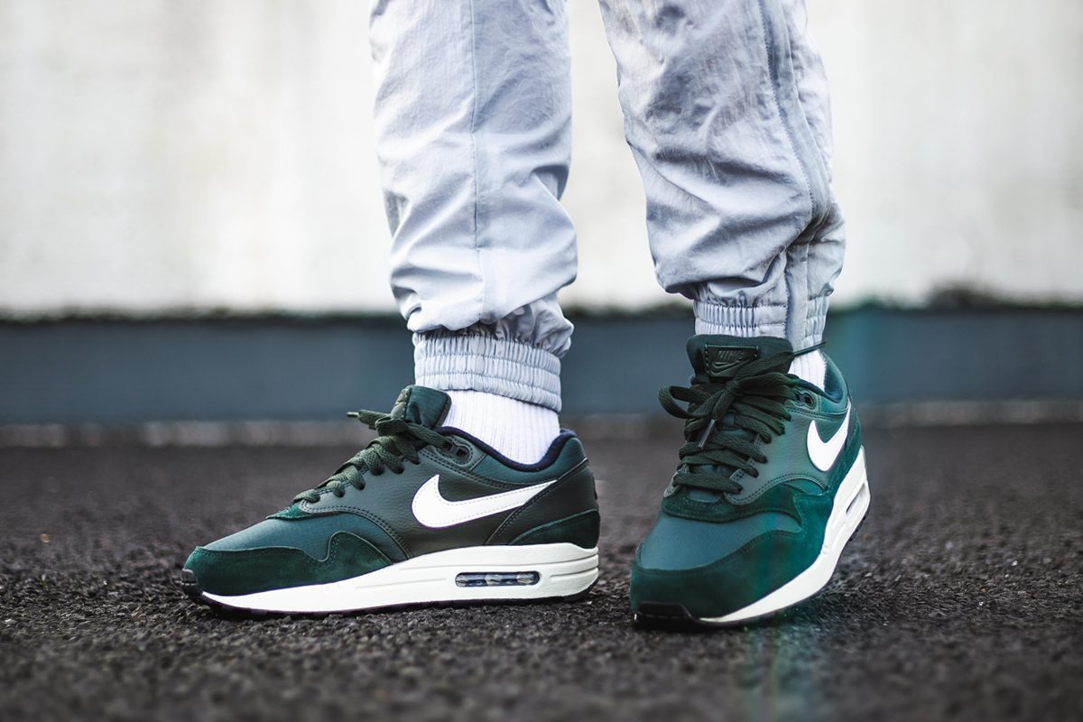 Giày Nike Air Max 1 'Outdoor Green' AH8145-303 - Ảnh 3