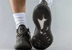 Alternative view of Giày Adidas Yeezy Boost 380 'Stone Salt' GZ0472