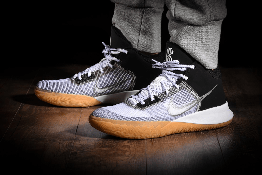 Giày Nike Kyrie Flytrap 4 EP Basketball 'Black Gum' CT1973-006 - Ảnh 2