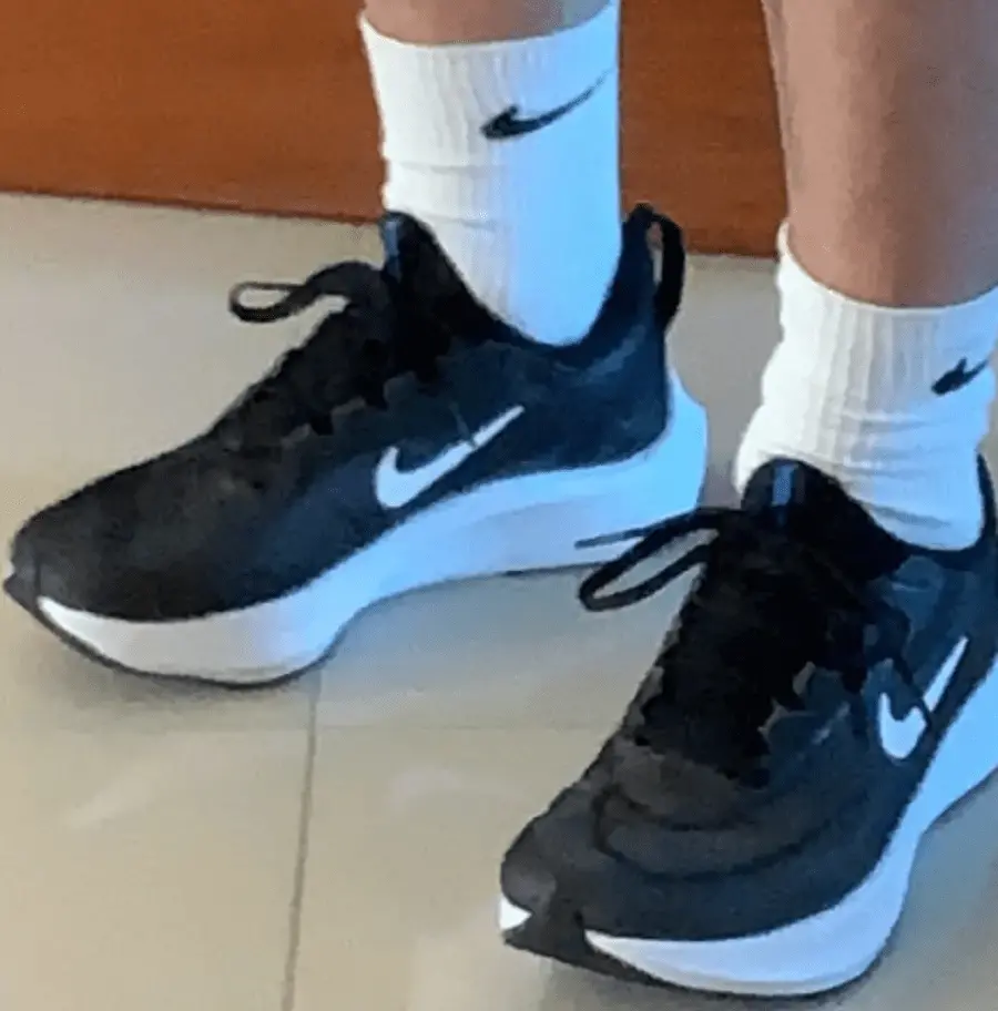 Alternative view of Giày Nike Zoom Fly 4 'Black White' CT2401-001