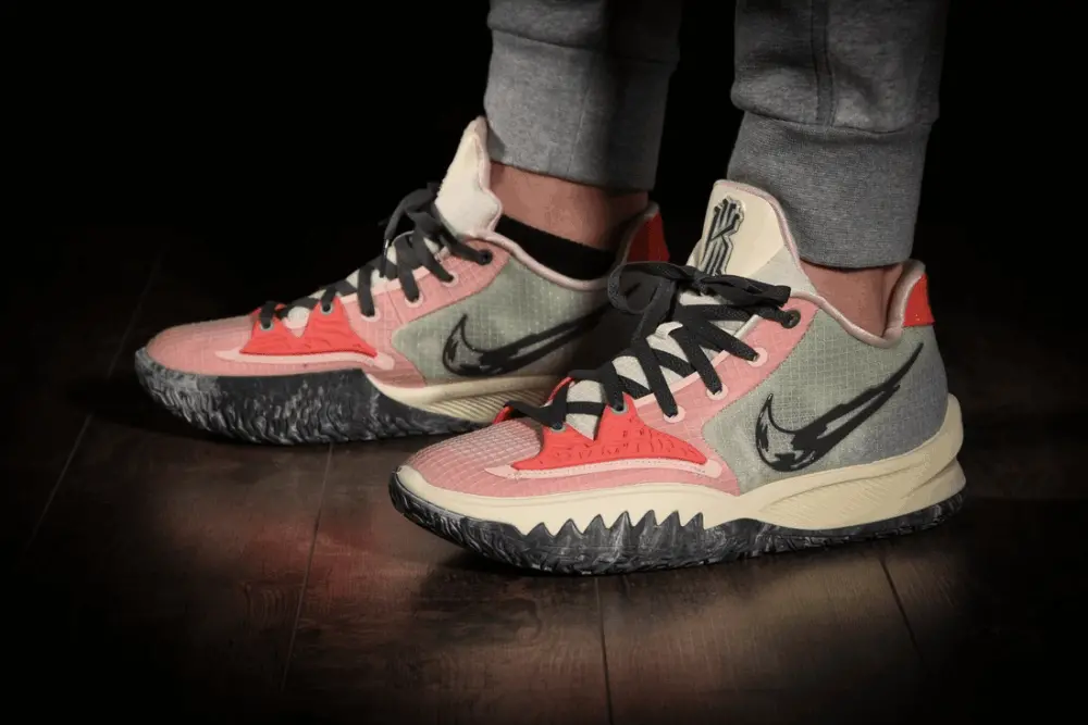 Giày Nike Kyrie Low 4 'Pale Coral' CW3985-800 - Ảnh 3