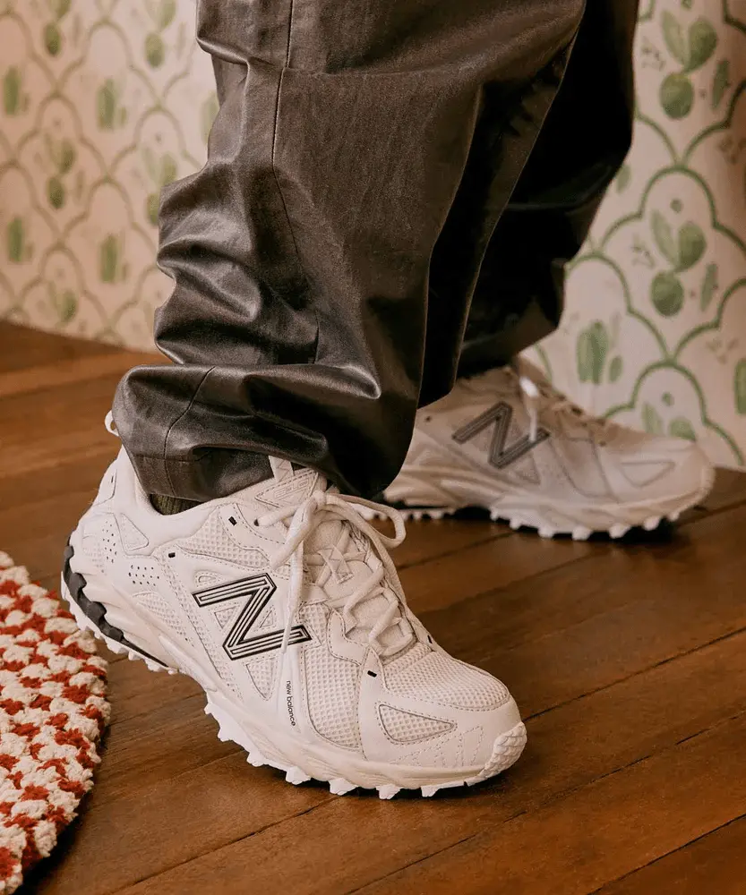 Alternative view of Giày New Balance 610 'White Beige' ML610TBA