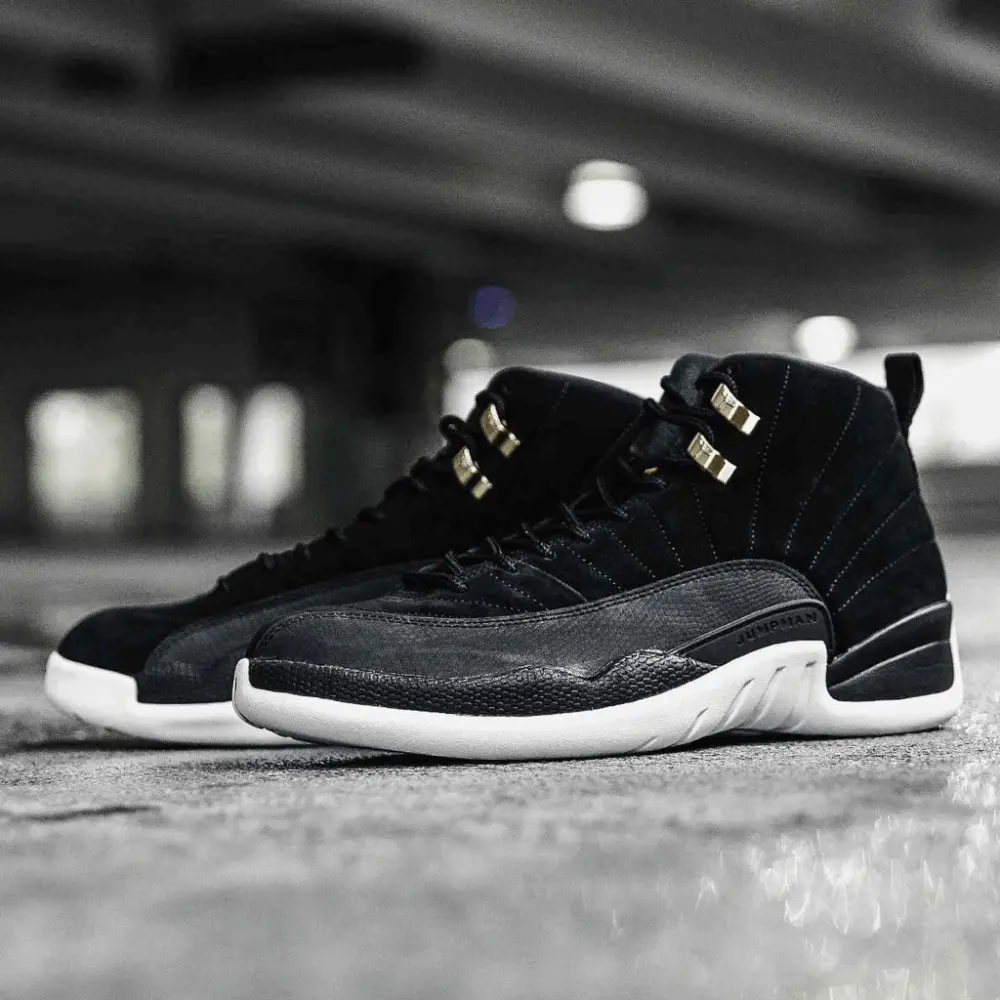 Alternative view of Giày Nike Air Jordan 12 Retro 'Reverse Taxi' 130690-017