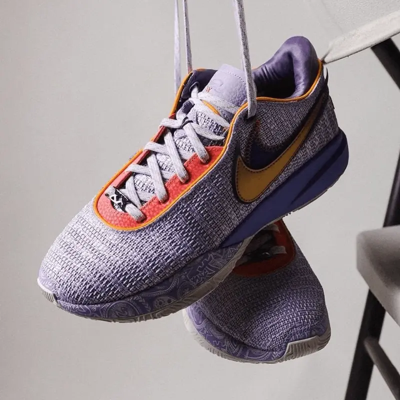 Giày Nike LeBron 20 'Violet Frost' DJ5423-500 - Ảnh 4