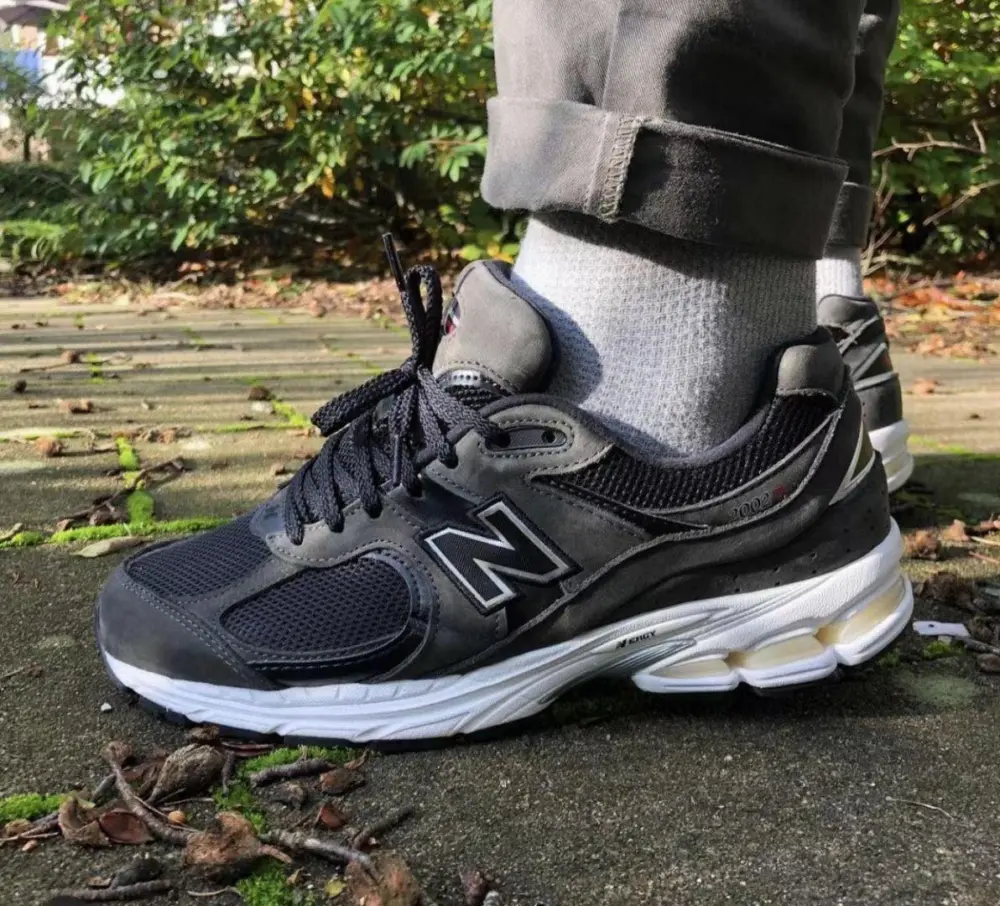 Giày New Balance 2002R OG 'Dark Grey' ML2002RB - Ảnh 6