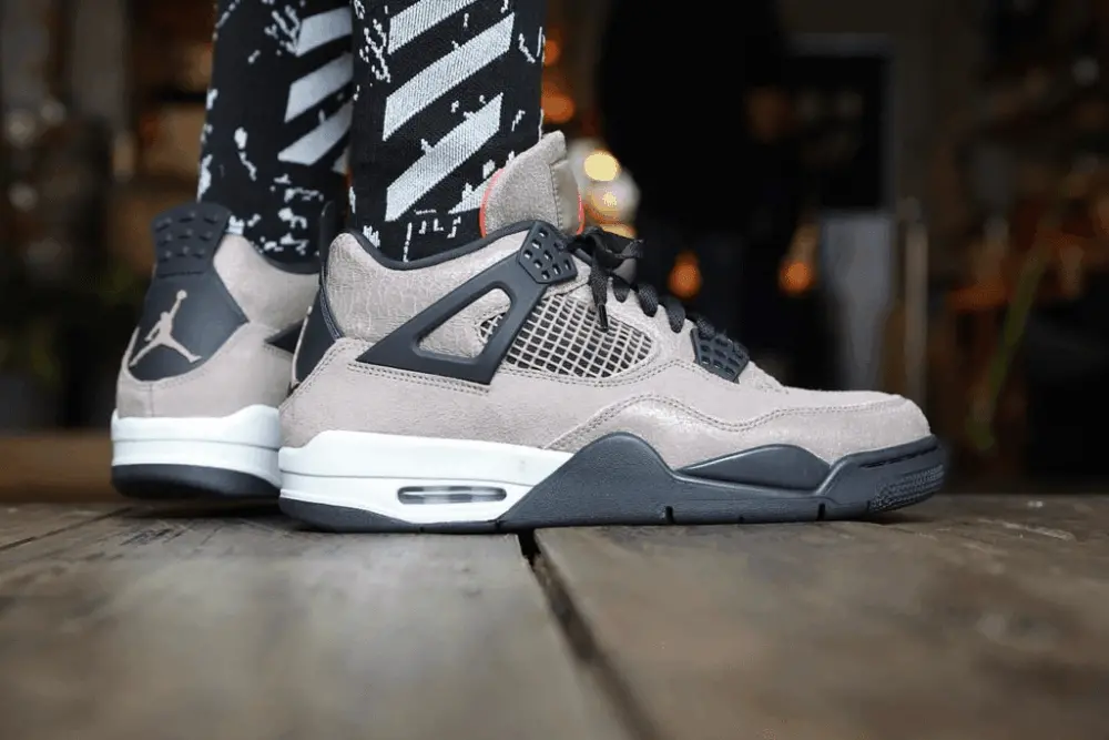 Giày Nike Air Jordan 4 Retro GS 'Taupe Haze' DJ6249-200 - Ảnh 3